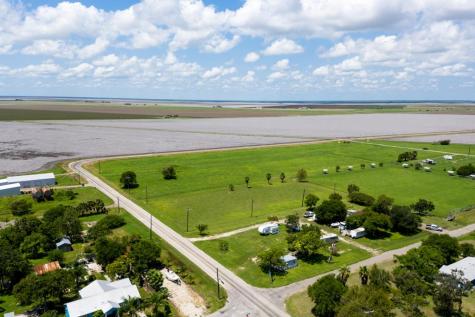 509 Wilhelm Austwell TX 77950