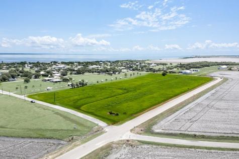 509 Wilhelm Austwell TX 77950