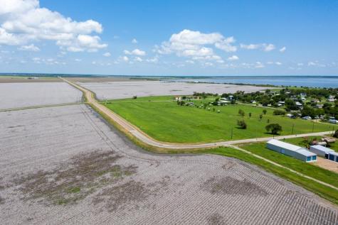 710 Highway 239 Austwell TX 77950
