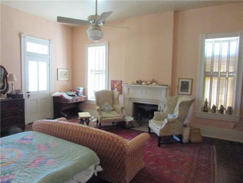 221 E Garden Goliad TX 77963