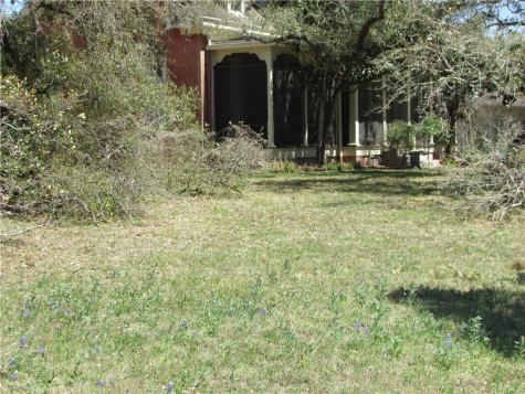221 E Garden Goliad TX 77963