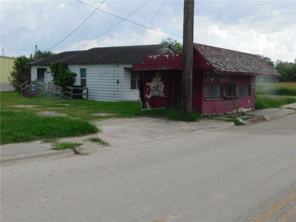 2214 Winnebago Street Corpus Christi TX 78401