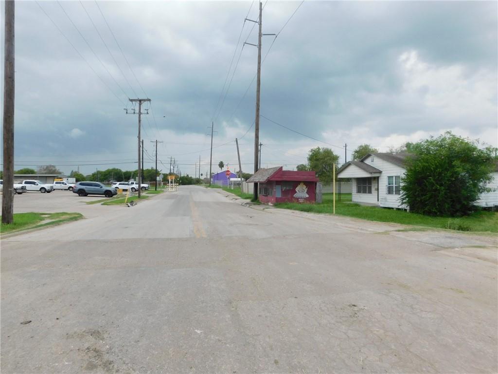 2214 Winnebago Street Corpus Christi TX 78401