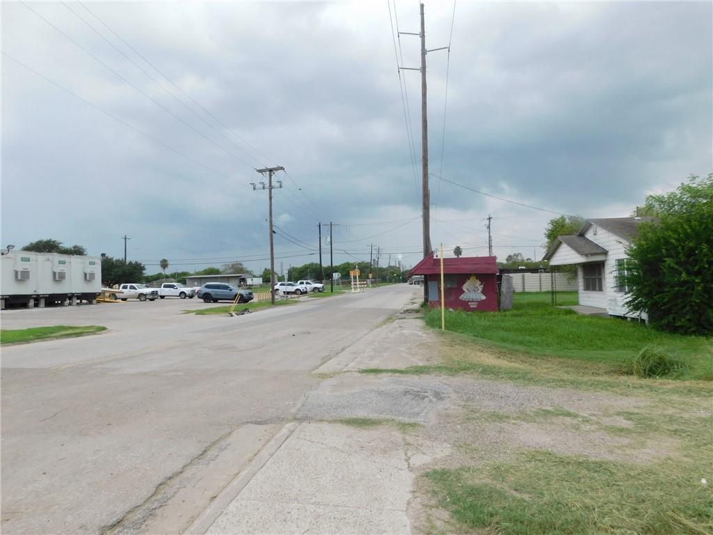 2214 Winnebago Street Corpus Christi TX 78401