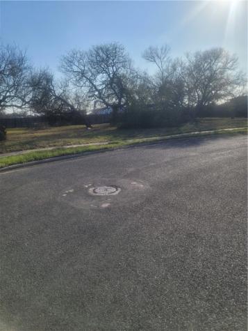 6537-6545 Birmingham Street Corpus Christi TX 78414