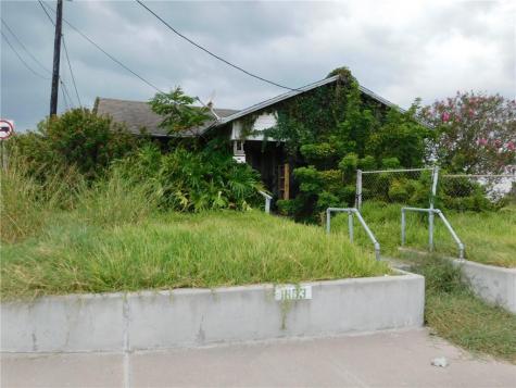 1803 N Port Avenue Corpus Christi TX 78401
