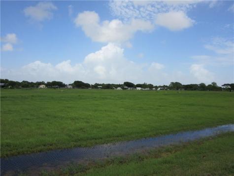 603 Wilhelm Austwell TX 77950
