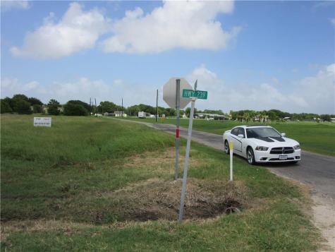 603 Wilhelm Austwell TX 77950