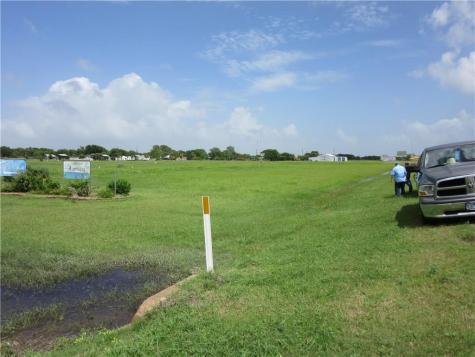 603 Wilhelm Austwell TX 77950