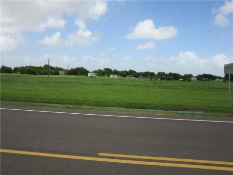 603 Wilhelm Austwell TX 77950